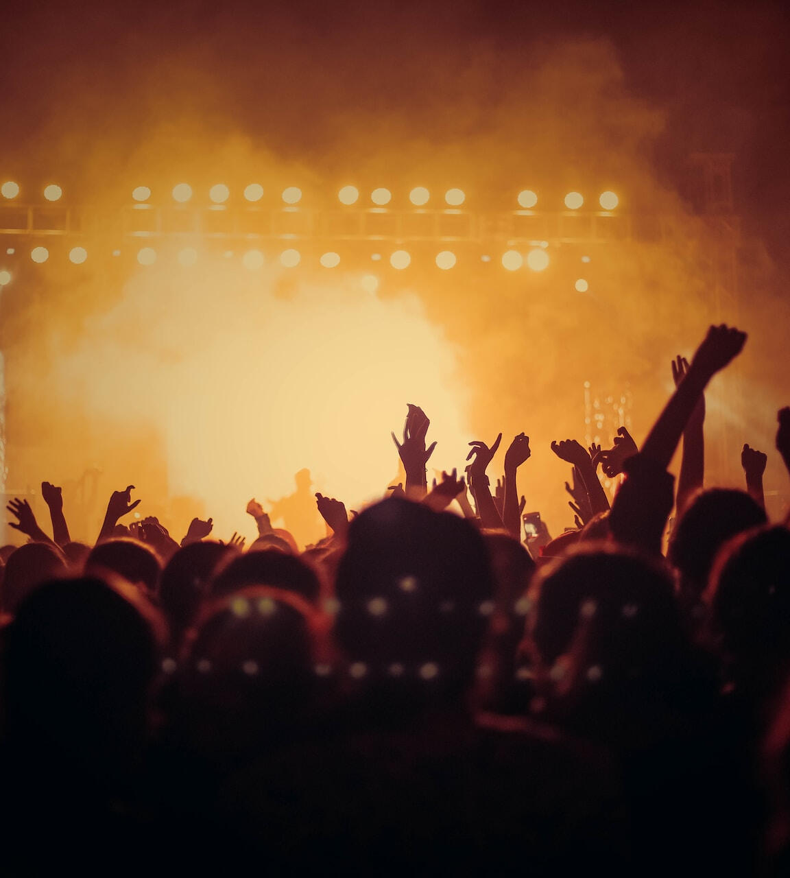 THE BEAR CHLW 93.1 BARRIERE, BC RADIO STATION